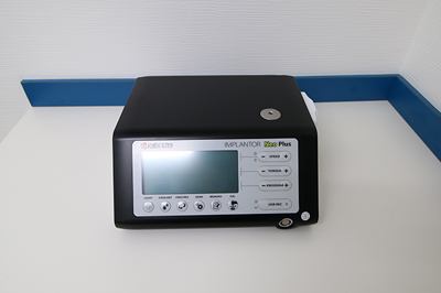 インプランター